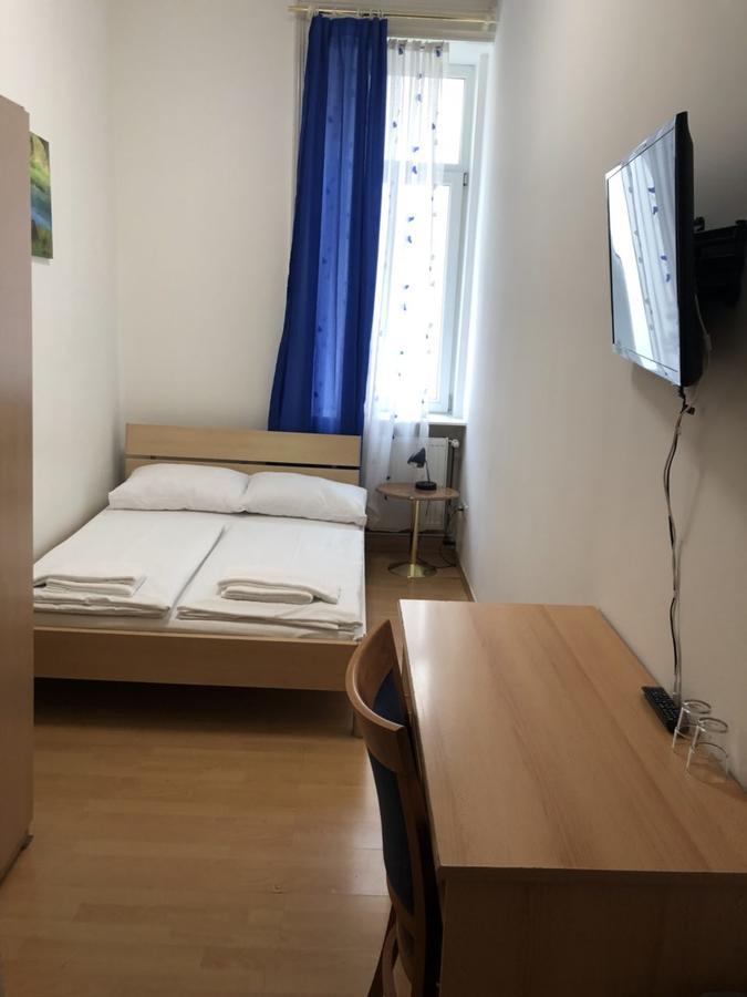 Pension Vera Vienna Room photo